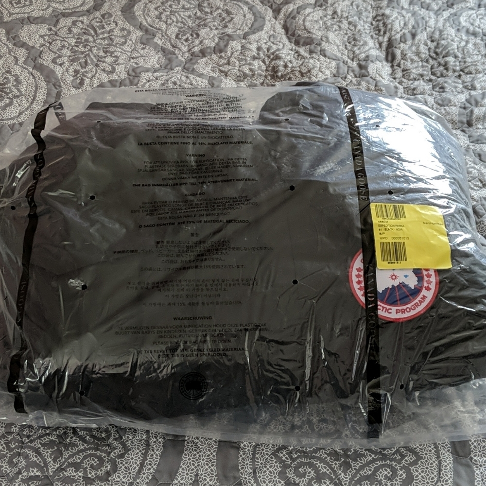 Canada Goose Men's Expedition Parka - Picture 14 of 15